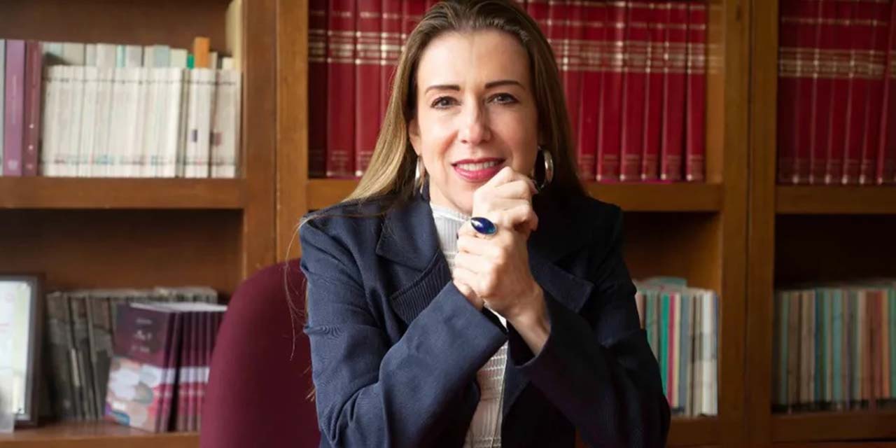 Julia Santibáñez, directora de Literatura y Fomento a la Lectura UNAM.