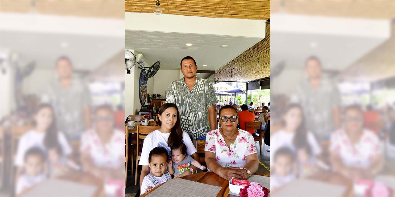 Foto: Agencias // La familia Terrazas Galván se reunió en un restaurante de la ciudad.