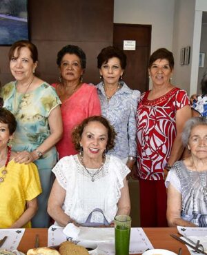 Marien Topete celebra sus 75 años de vida