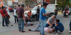 Los ocupantes de la moto salieron proyectados resultando seriamente heridos.