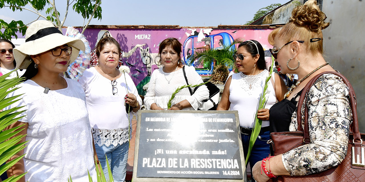 Develan placa en memoria de víctimas de feminicidio | El Imparcial de Oaxaca