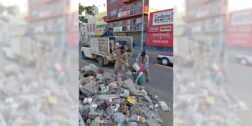 Foto: Municipio de Oaxaca de Juárez // Recolección de basura en la zona de La Rampa, en la central de Abasto.