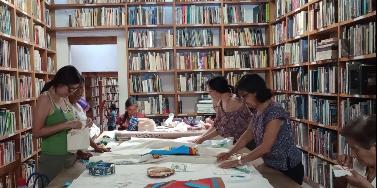 Fotos: Lisbeth Mejía Reyes // Una de las últimas sesiones del proyecto textil.