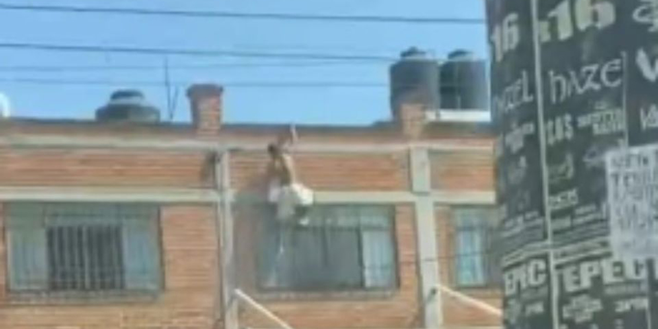 VIDEO: El “Spiderman” de Jiutepec escapa de la policía trepando las paredes | El Imparcial de Oaxaca