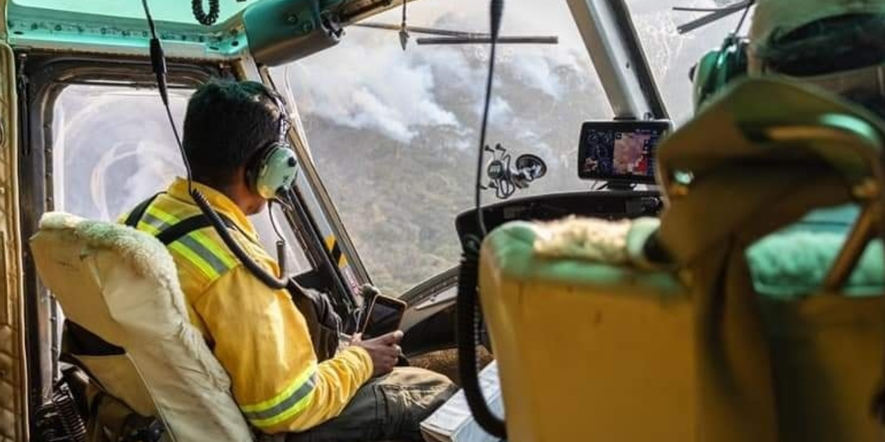 Personal técnico aéreo evalúa estrategias para sofocar incendio | El Imparcial de Oaxaca