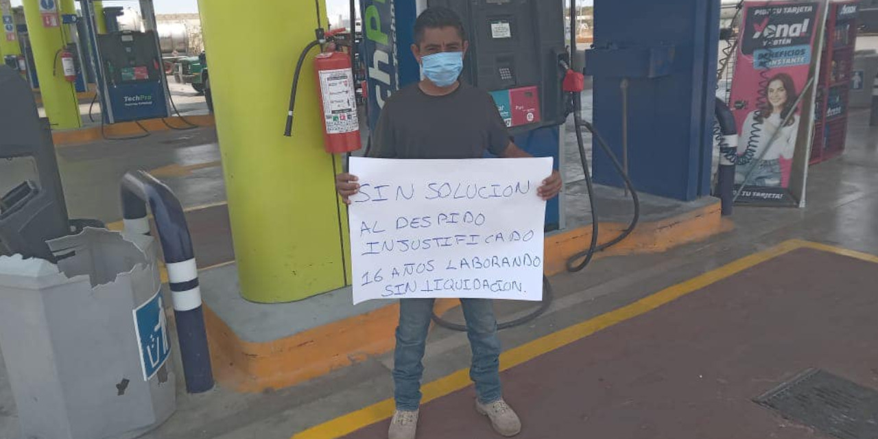 Movilización Pacífica por despido injustificado en gasolinera | El Imparcial de Oaxaca