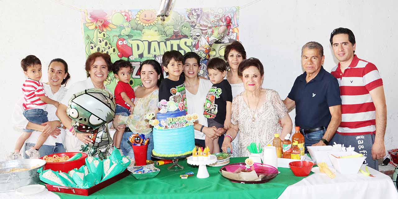 Fotos: Erika Márquez // Acompañado de su familia, Marco Antonio pasó un día inolvidable.