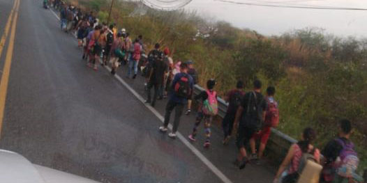 ¡Sin cesar el flujo migratorio! Caravana Infantil cruza Oaxaca | El Imparcial de Oaxaca