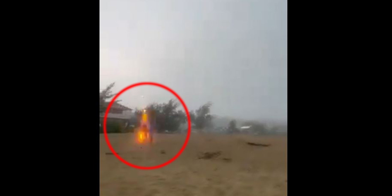 VIDEO: Rayo golpea a tres menores en playa de Puerto Rico; uno en estado delicado