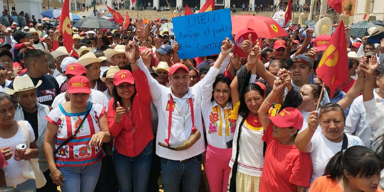 El día de ayer cerró campaña el candidato del PT en Huautla sin incidentes.