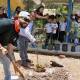 Siembran Guerreros de Oaxaca árboles en escuela primaria