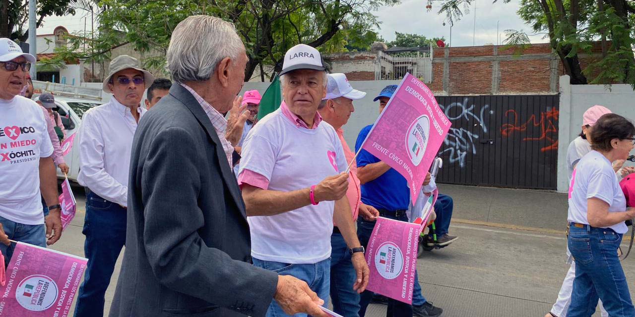 Foto: cortesía // Jaime Larrazábal Bretón participa en la Marcha Rosa.