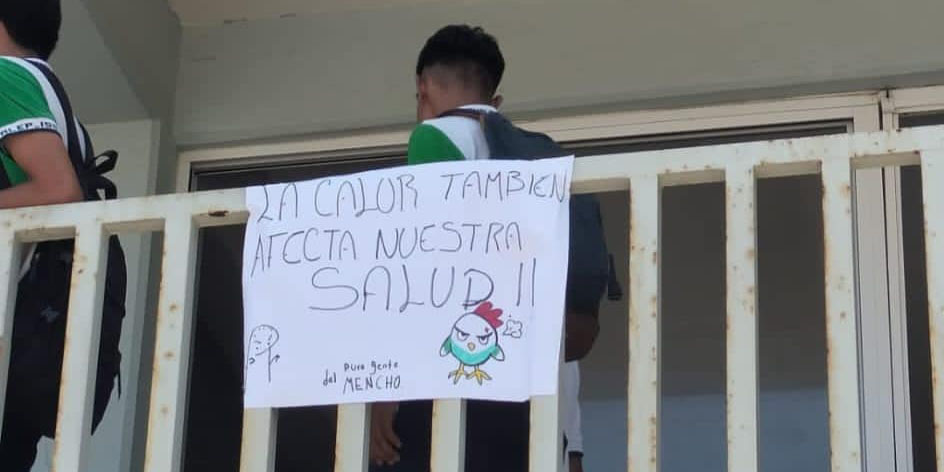 Estudiantes se asan en las aulas del CONALEP 155 de Salina Cruz | El Imparcial de Oaxaca