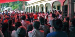 Foto: redes sociales // Asamblea comunitaria en Tlacolula de Matamoros.