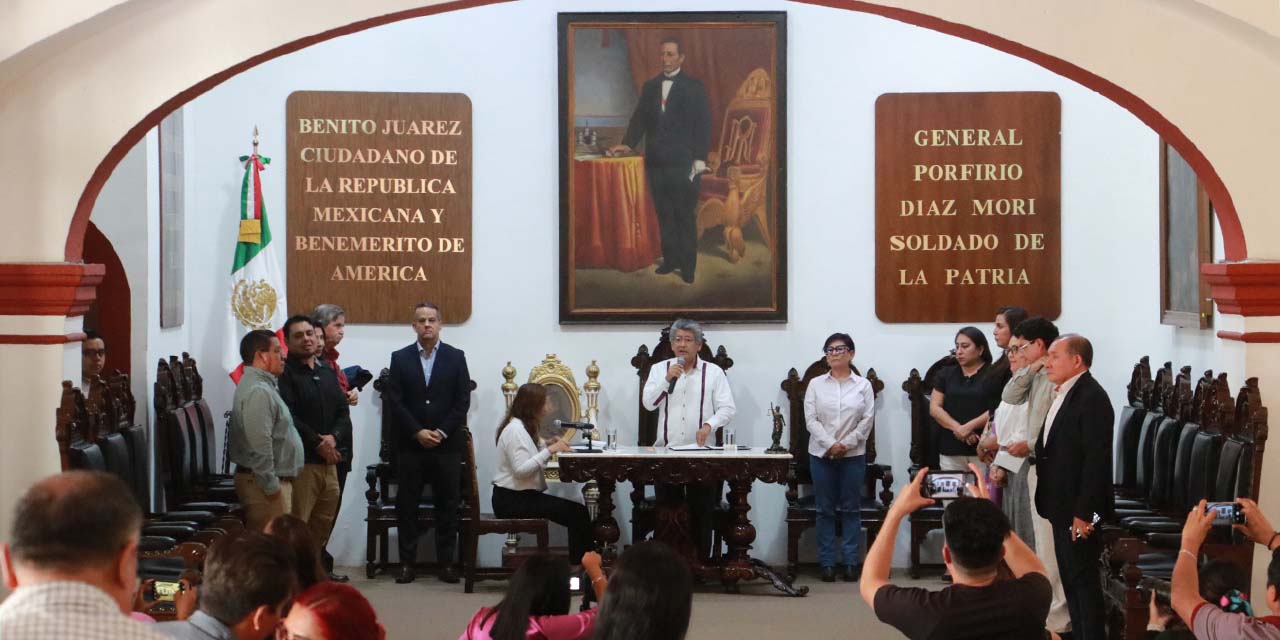 Foto: Adrián Gaytán // Francisco Martínez Neri se reincorporó a las tareas del cabildo de Oaxaca de Juárez.