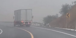Lluvia y neblina en autopista a la Costa  