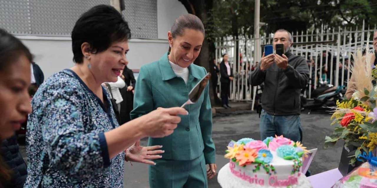 Por poco, AMLO olvida felicitar a Sheinbaum por su cumpleaños | El Imparcial de Oaxaca