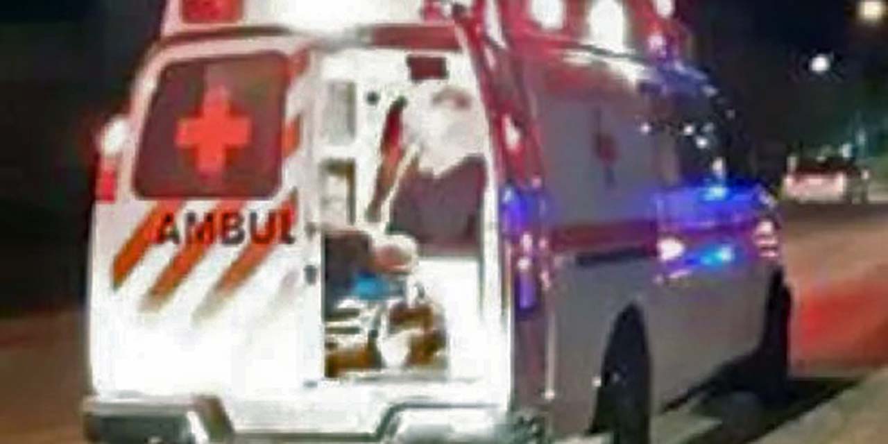 El joven de 20 años de edad fue trasladado a un hospital por personal de la Cruz Roja.