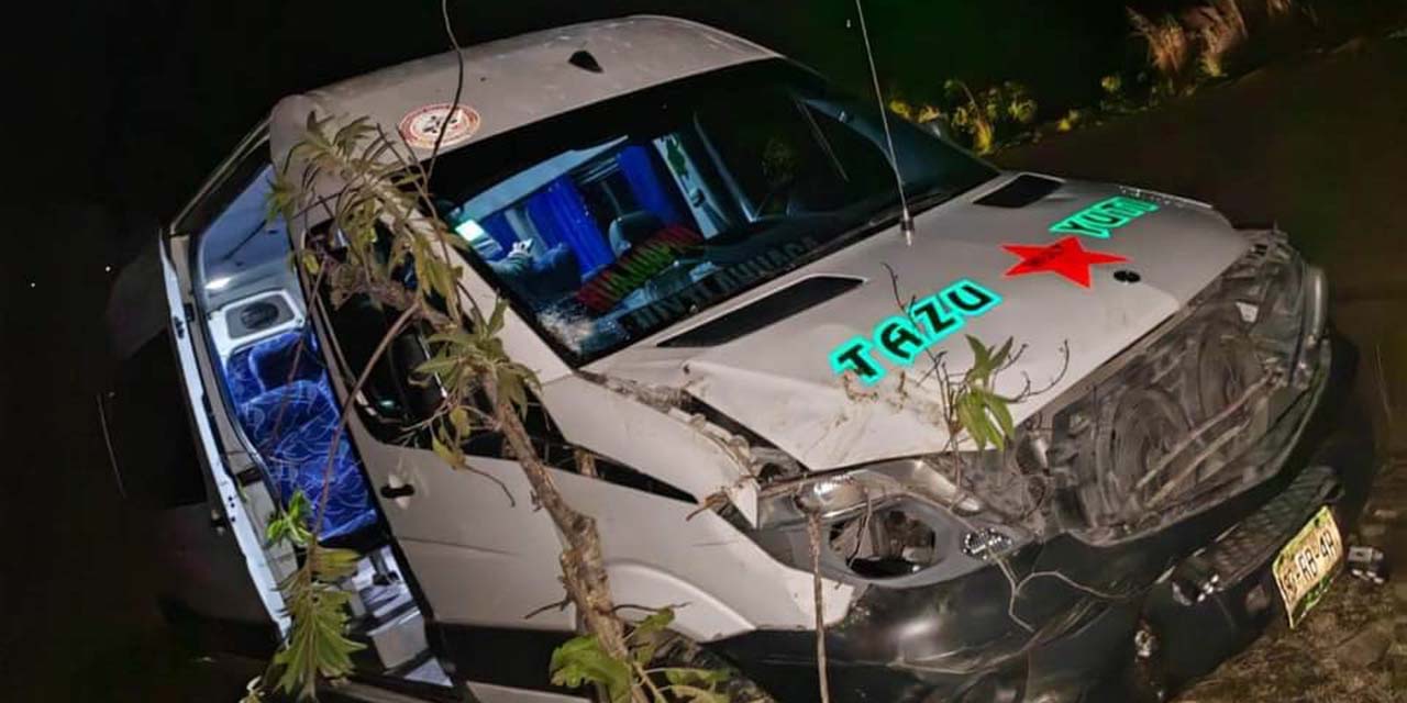 Afortunadamente, el accidente solo dejó daños materiales.