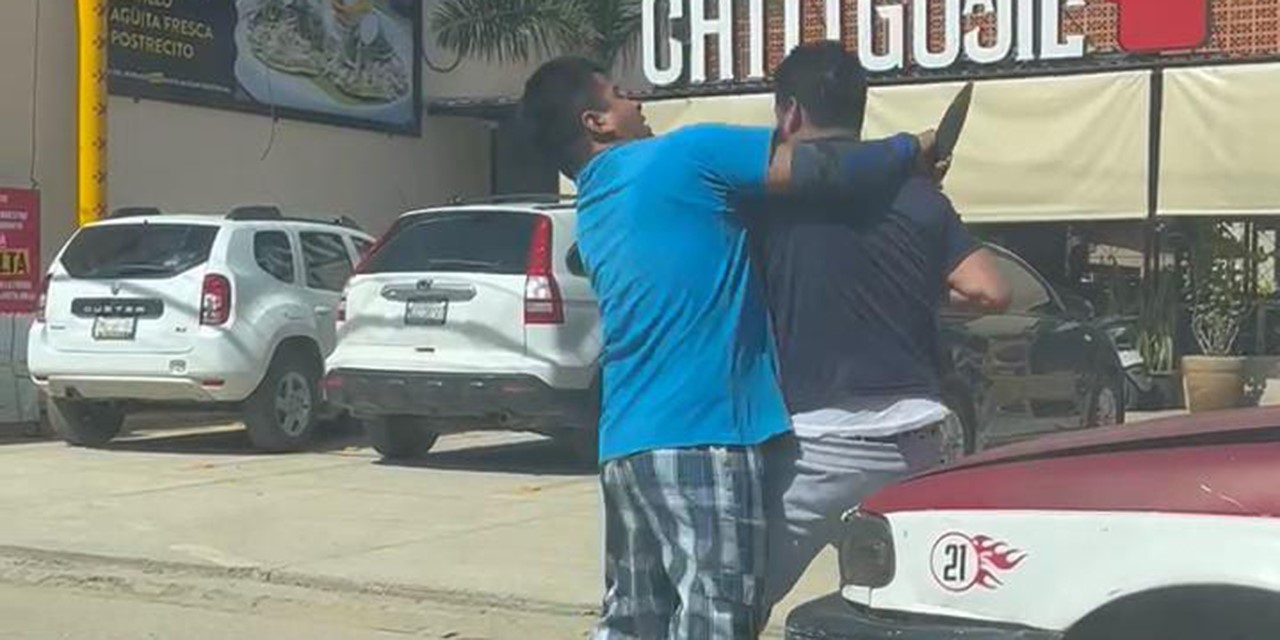 Taxista foráneo  se da de golpes  con otra persona