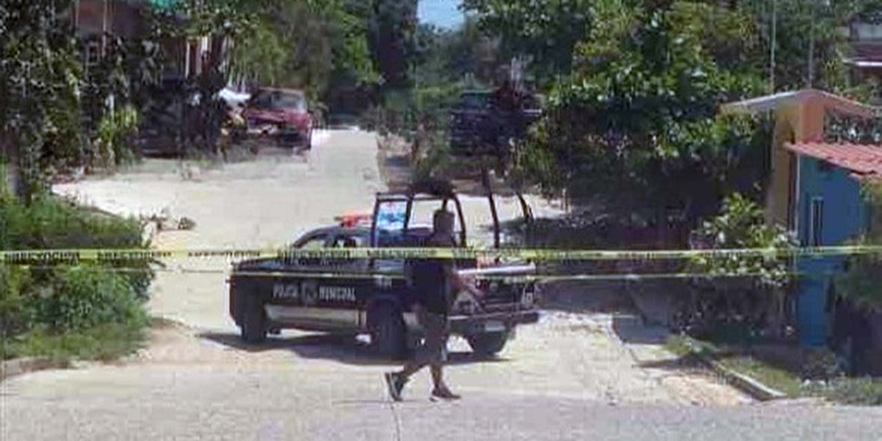 El cuerpo fue trasladado a una funeraria donde se espera sea identificado legalmente.