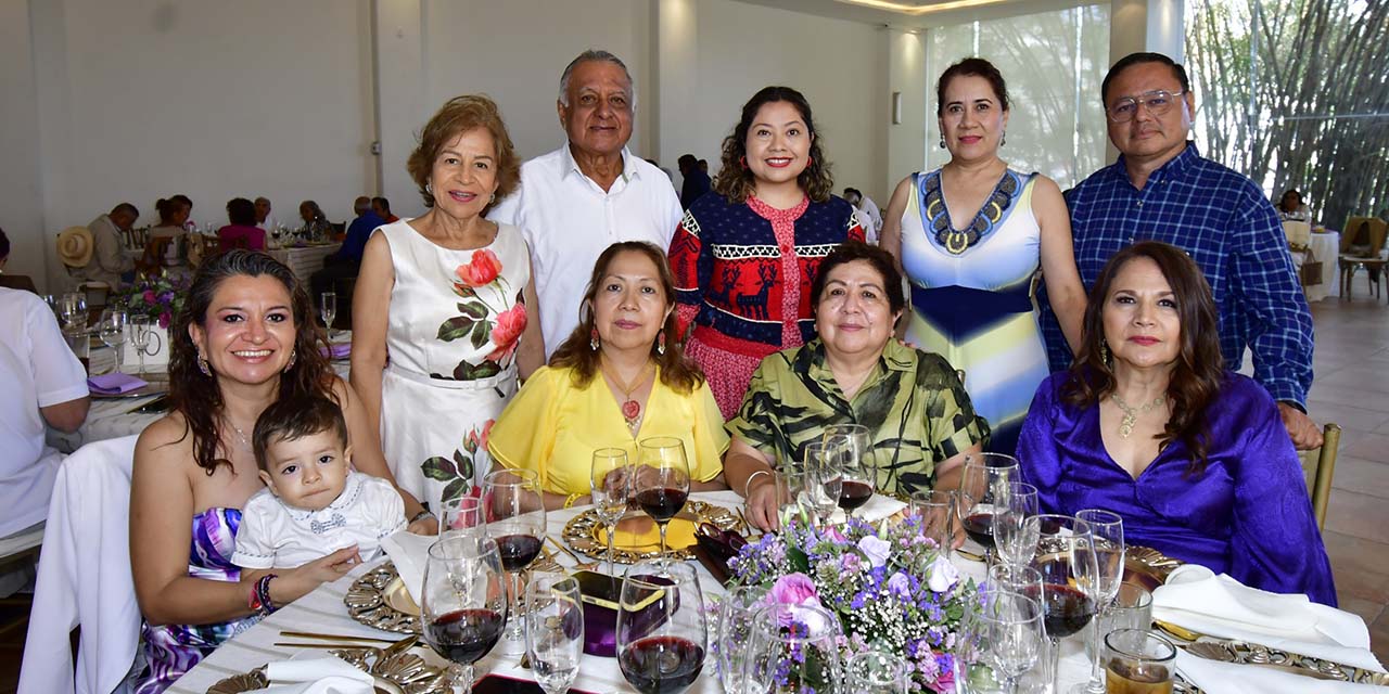 Fotos: Rubén Morales // Estuvieron presentes sus amigos del Club Rotario y familiares.
