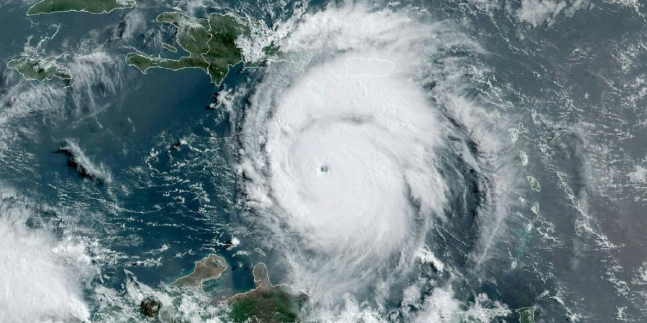 Se recomienda a la población atender las indicaciones de Protección Civil ante cualquier cambio en la trayectoria o intensidad del huracán Beryl.