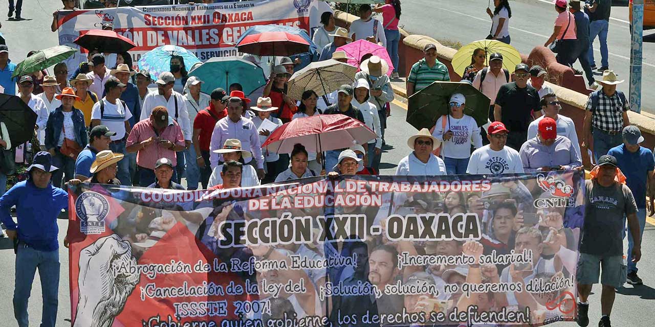 Foto: Luis Alberto Cruz // La dirigencia de la Sección 22 rechaza a Mario Delgado como titular de la SEP.