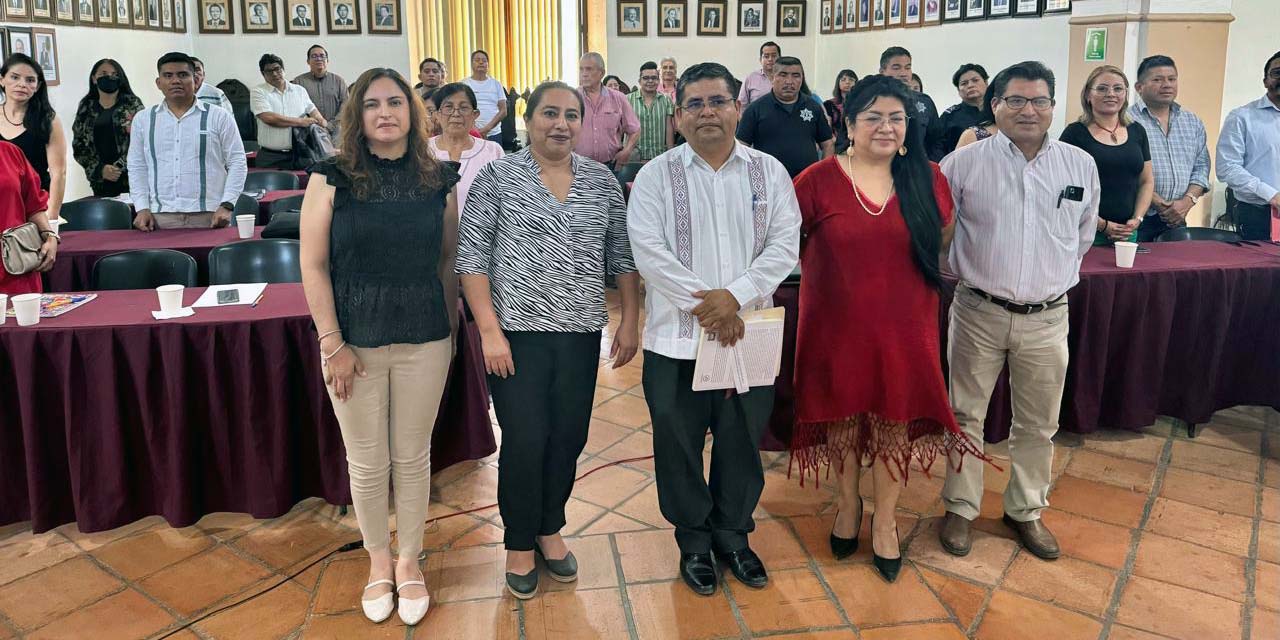 Foto: Municipio de Oaxaca de Juárez // Participante del curso “Derechos Humanos y Derecho Indígena”.