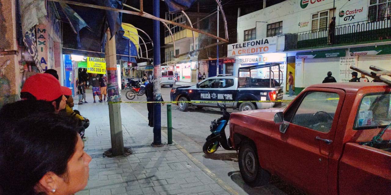 Personal médico confirmó que la víctima presentaba tres impactos de bala.