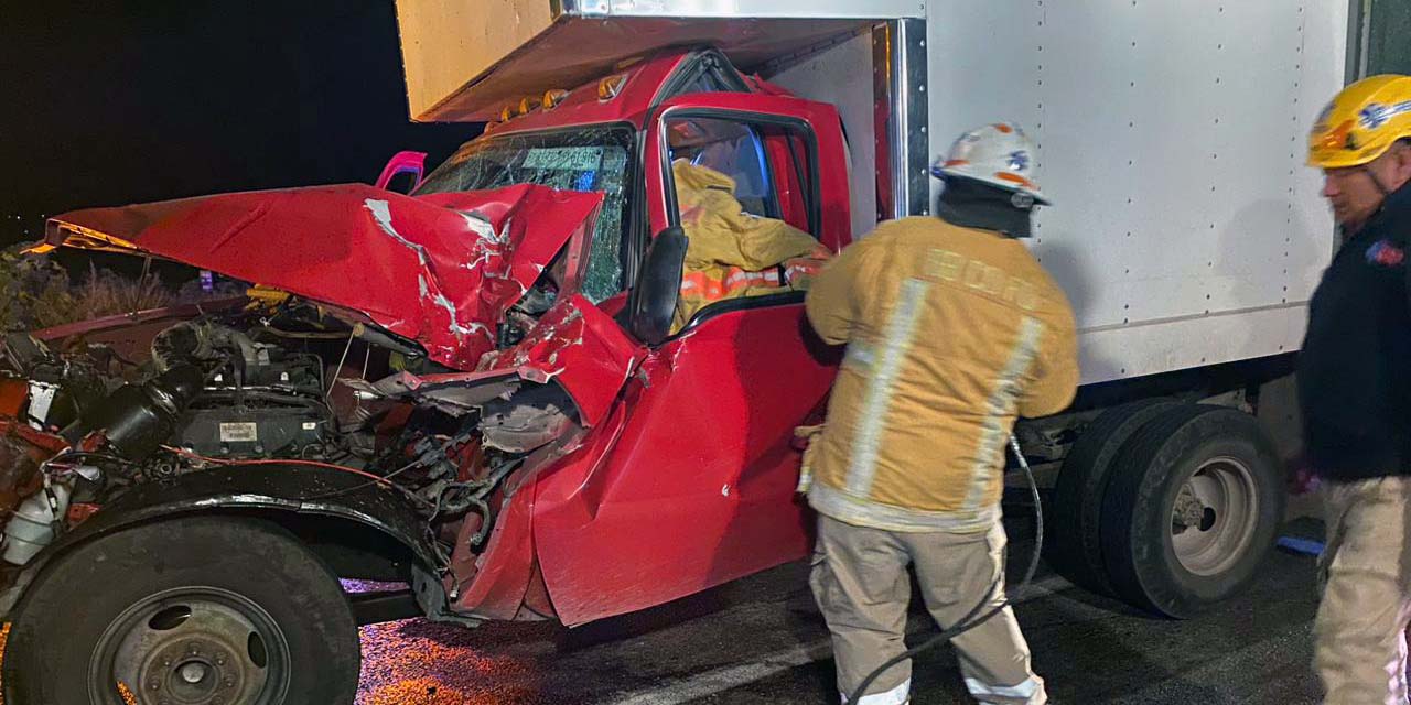 El conductor del tráiler se dio a la fuga tras el incidente.