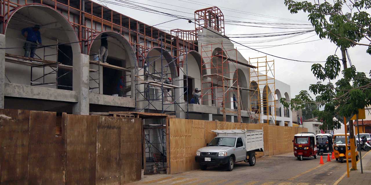 Foto: Luis Alberto Cruz // Problemas urbanos, de salud, inseguridad, invasión de mototaxis, pavimentación, sinfín de problemas pendientes a resolver en Santa Cruz Xoxocotlán.