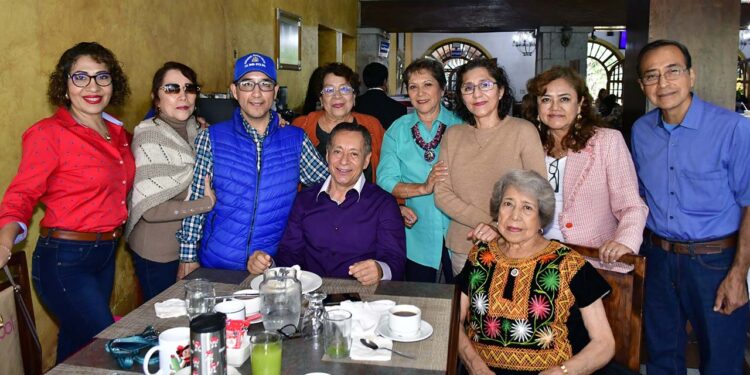 Foto: Rubén Morales // José Omar López Ortiz celebró su cumpleaños con una reunión en un restaurante.