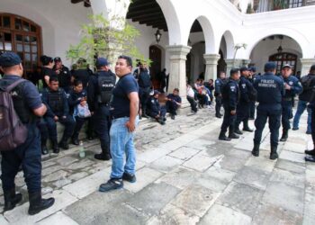 Foto: Adrián Gaytán // La protesta de la Policía Municipal.