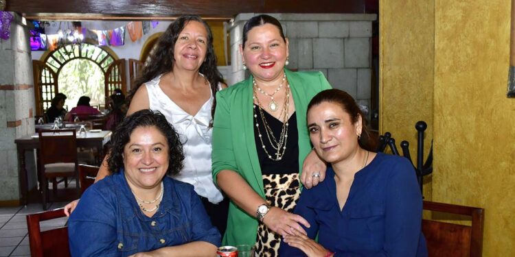 Foto: Rubén Morales // Roxana Bonequi, Alejandra de Macias, Mónica de Castro y Guadalupe Ramos.