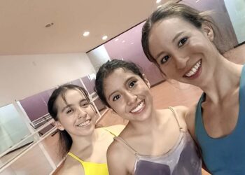 Foto: cortesía // Aleida Sosa, Mía Sánchez Balderas y Elena Banuet son las bailarinas que estrenarán la obra en el Festival de las Almas.