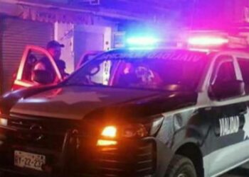 Aseguran a jóvenes en centro de Huajuapan.