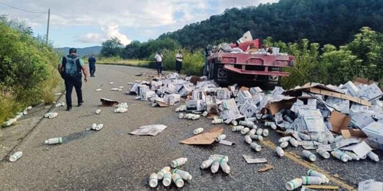 Corporaciones de seguridad investigan el lamentable accidente donde perdió la vida una persona.