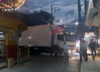 Daños deja Torton en centro de Huajuapan.