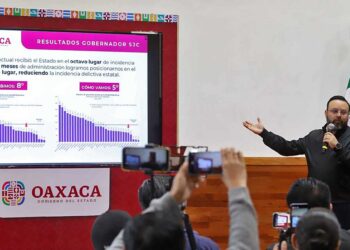 Foto: Luis Alberto Cruz // El secretario de Gobierno, Jesús Romero López, ofrece datos sobre la seguridad pública.