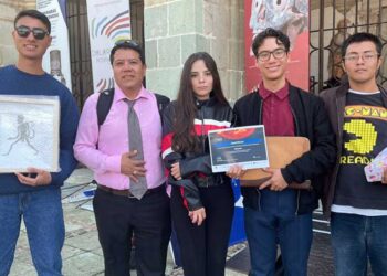 Foto: cortesía // Estudiantes de la Universidad Tecnológica de Valles Centrales de Oaxaca (UTVCO) brillaron en el hackatón más grande del mundo: "Nasa Space Apps Challenge".