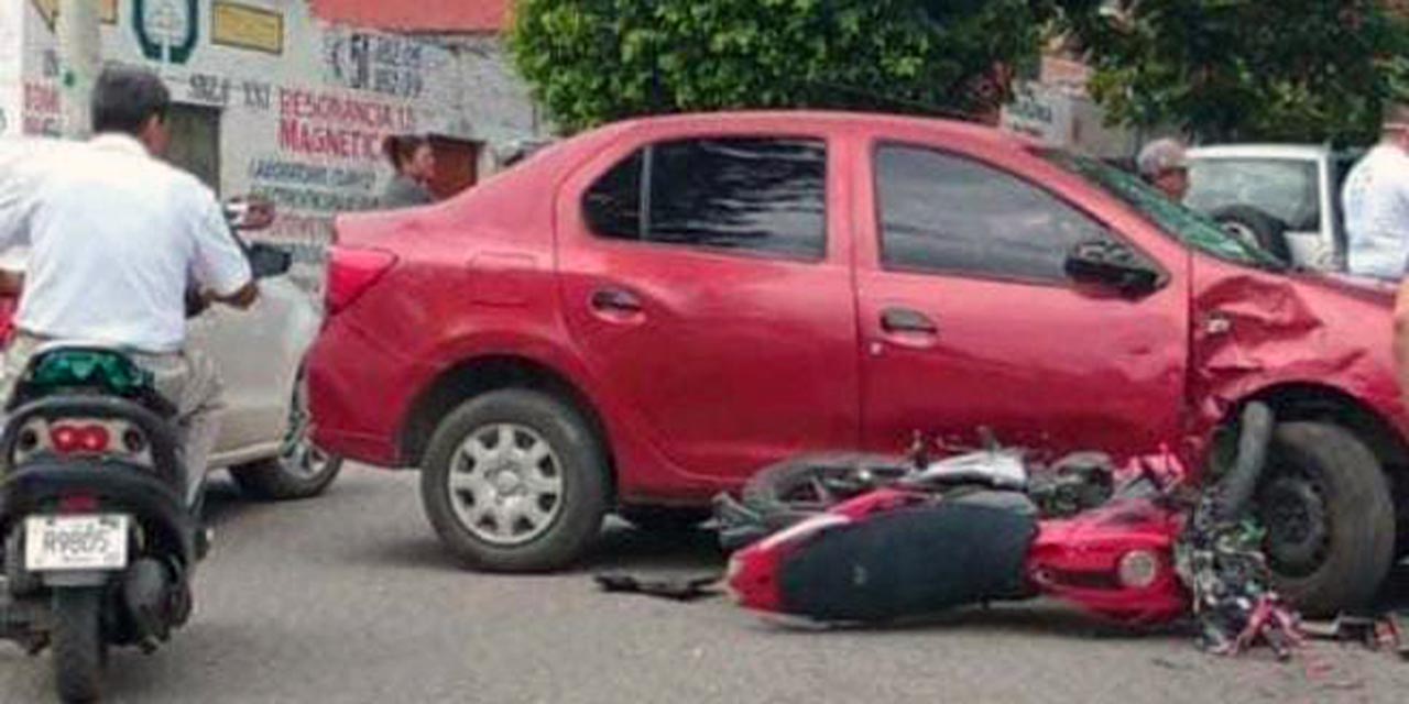 El accidente ocurrió sobre la calle de Emiliano Zapata, esquina con Álamos.