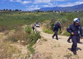 El cuerpo fue encontrado a unos 30 metros de profundidad en un terreno.