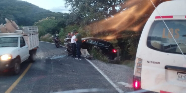 Menor resulta lesionado en un accidente en la Mixteca