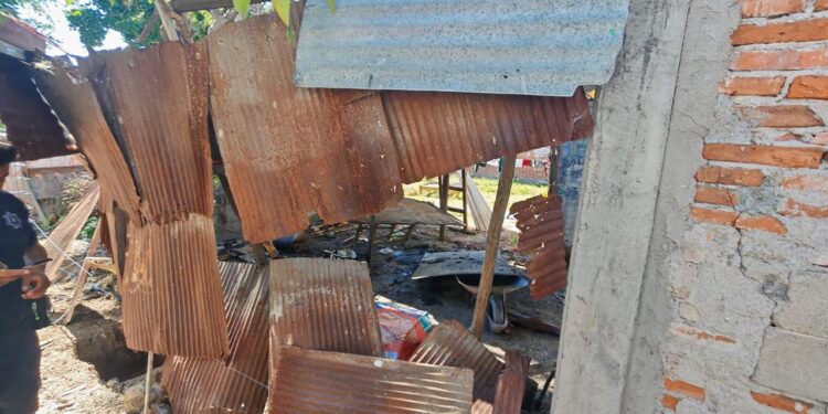 Explosión de cuetes  deja joven lesionado