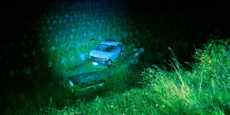 El vehículo siniestrado fue localizado abandonado.