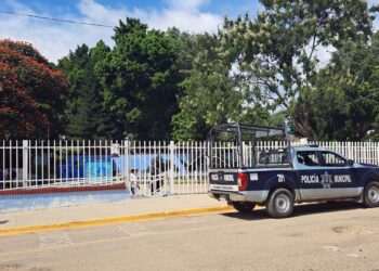 En una carta póstuma, el menor señaló no querer a sus compañeros de clase en su sepelio.