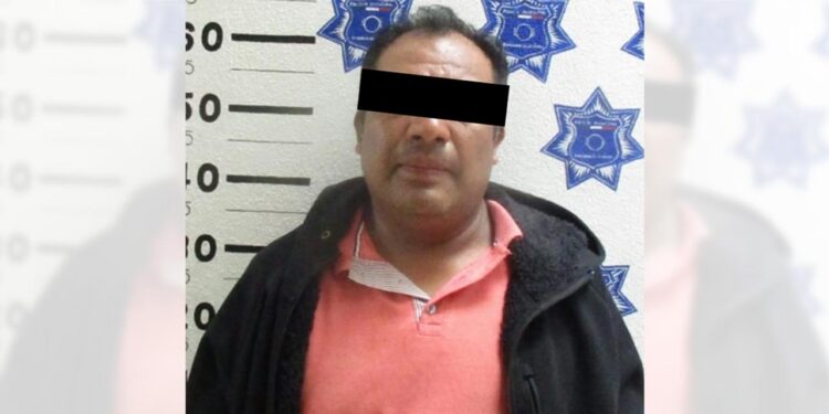 Enrique S. D. fue señalado por su madre de agredirla física y verbalmente.