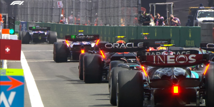 ¡Ya rugen los motores! ¿En qué lugar terminó Checo Pérez en la P1?