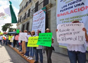 Foto: Adrián Gaytán – ilustrativa // Califican como “humillante” la tómbola que realizó el Senado para determinar 850 plazas de jueces y magistrados que se someterán a elección en junio de 2025.